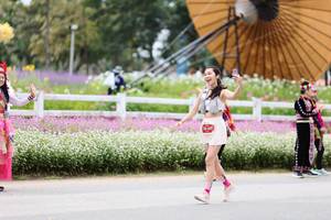 BIB: 
                            <button type="button" onclick="openModal(27860639)" class="btn btn-primary btn-sm float-right btn-popup" data-toggle="modal" data-target=".modal-high-quality">
                        <i class="fas fa-shopping-cart"></i> Add to Cart
                    </button>
                                            <button type="button" onclick="isThisMe(27860639, true)" class="btn btn-success btn-sm float-right btn-popup btn-isme hidden" data-toggle="tooltip" data-placement="bottom" title="นี่คือรูปของคุณใช่ไหม คลิกที่นี่เพื่อเอาเข้าอัลบั้ม">
                        <i class="fas fa-plus"></i> Add to album
                    </button>
                    <button type="button" onclick="isThisMe(27860639, false)" class="btn btn-warning btn-sm float-right btn-popup btn-isnotme hidden">
                        <i class="fas fa-ban"></i> Remove from album
                    </button>